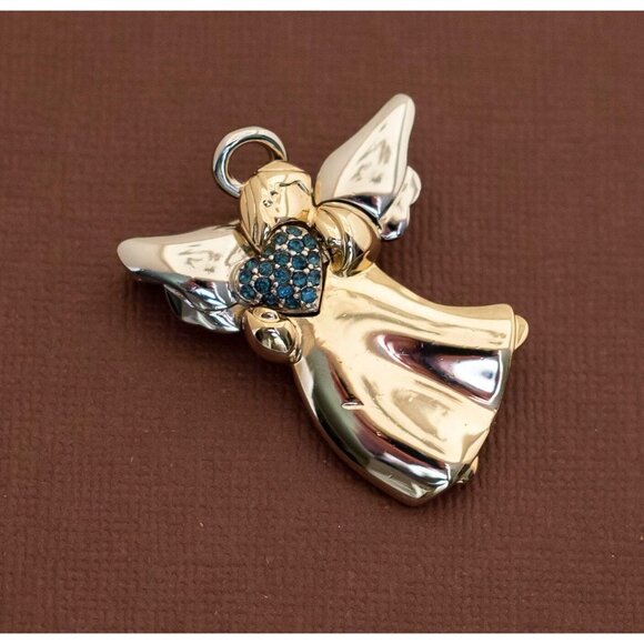 Vintage Angelic Love Celtic Gold Tone Brooch - U21 - Picture 1 of 2